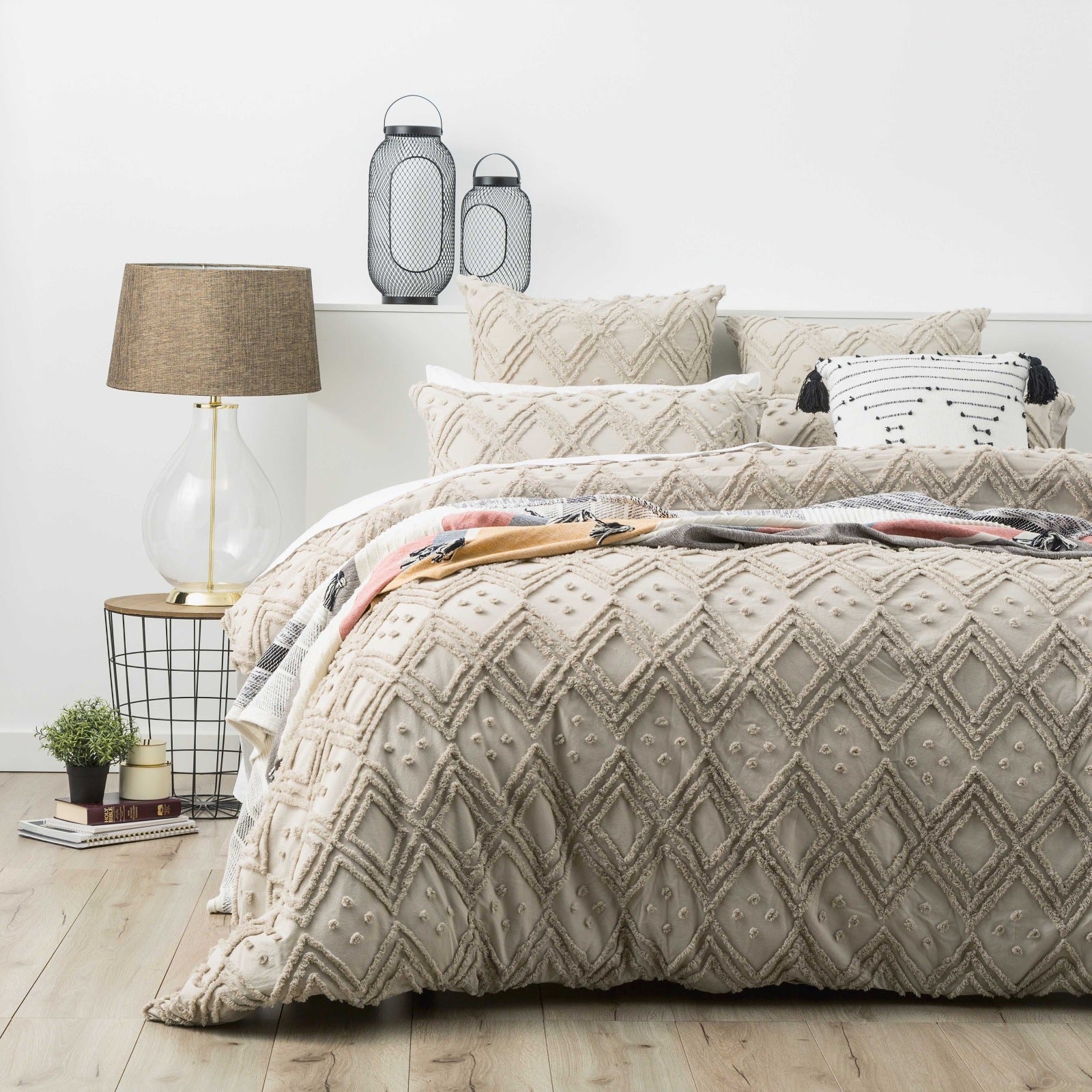 Park Avenue Medallion cotton Vintage washed Tufted Quilt Cover set King Sage