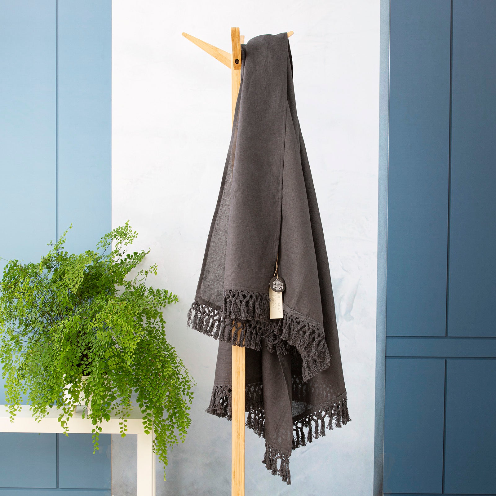 Renee Taylor Cavallo Stone washed 100% Linen Throw 130 x 200 Cms PAPRIKA
