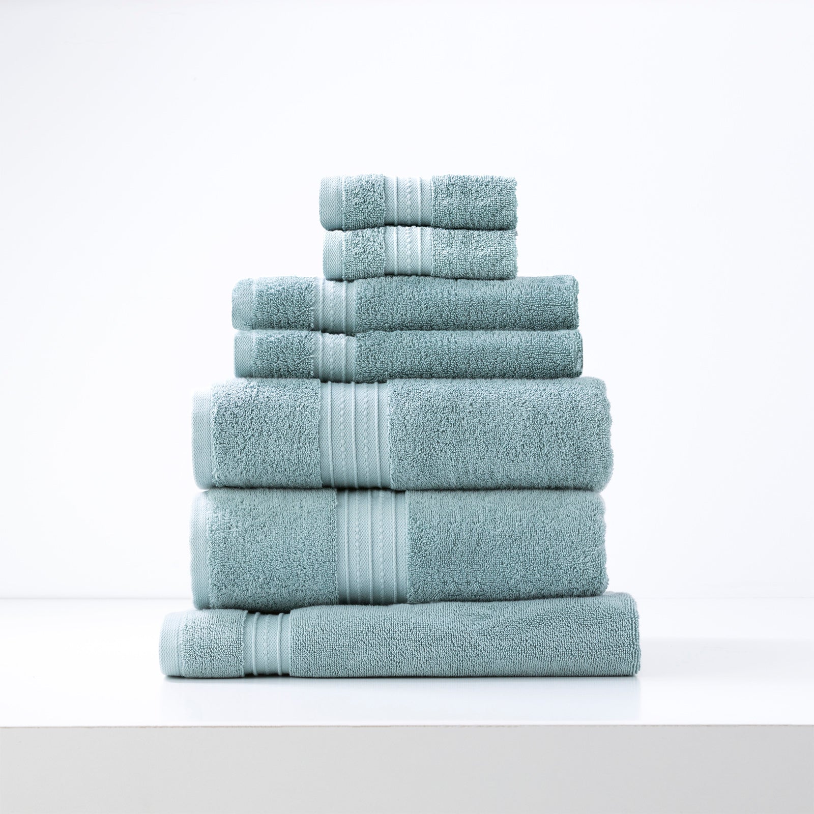 Renee Taylor Brentwood 650 GSM Low Twist 4 Pack Bath Sheet Gray Mist