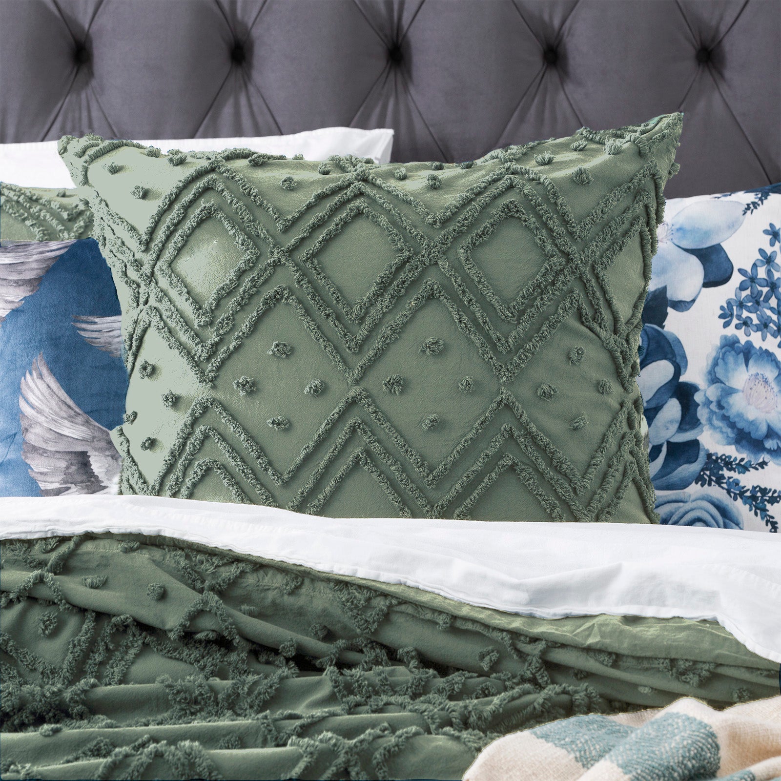 Park Avenue Medallion cotton Vintage washed Tufted Quilt Cover set European P/Case Sage