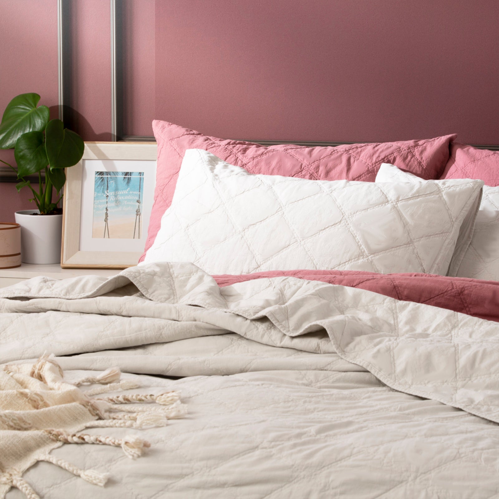 Renee Taylor Attwood Vintage Stone Washed Cotton Quilted Coverlet set Queen/King Dove