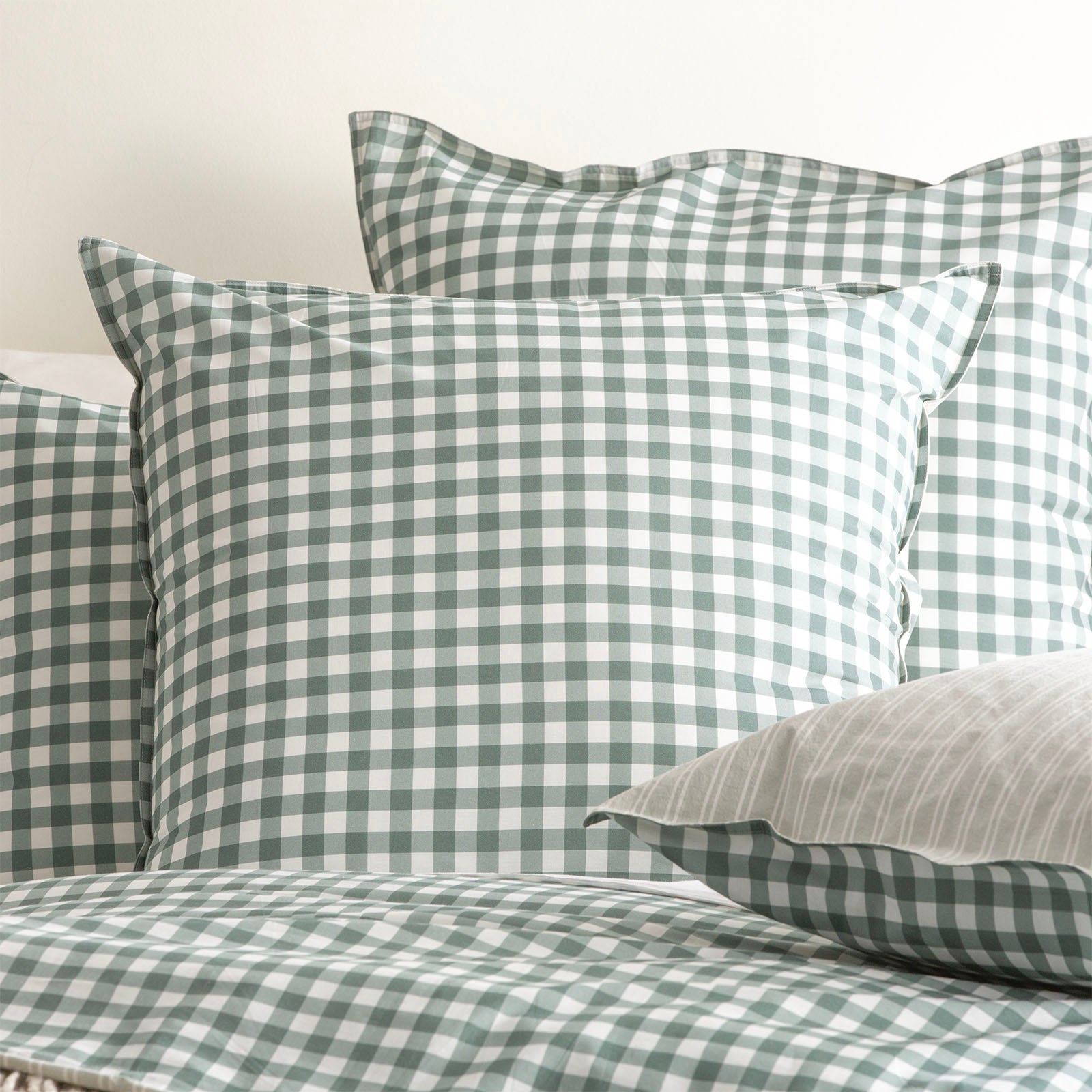 Renee Taylor Alison Yarn Dyed Cotton Reversible Quilt cover sets Queen Forest
