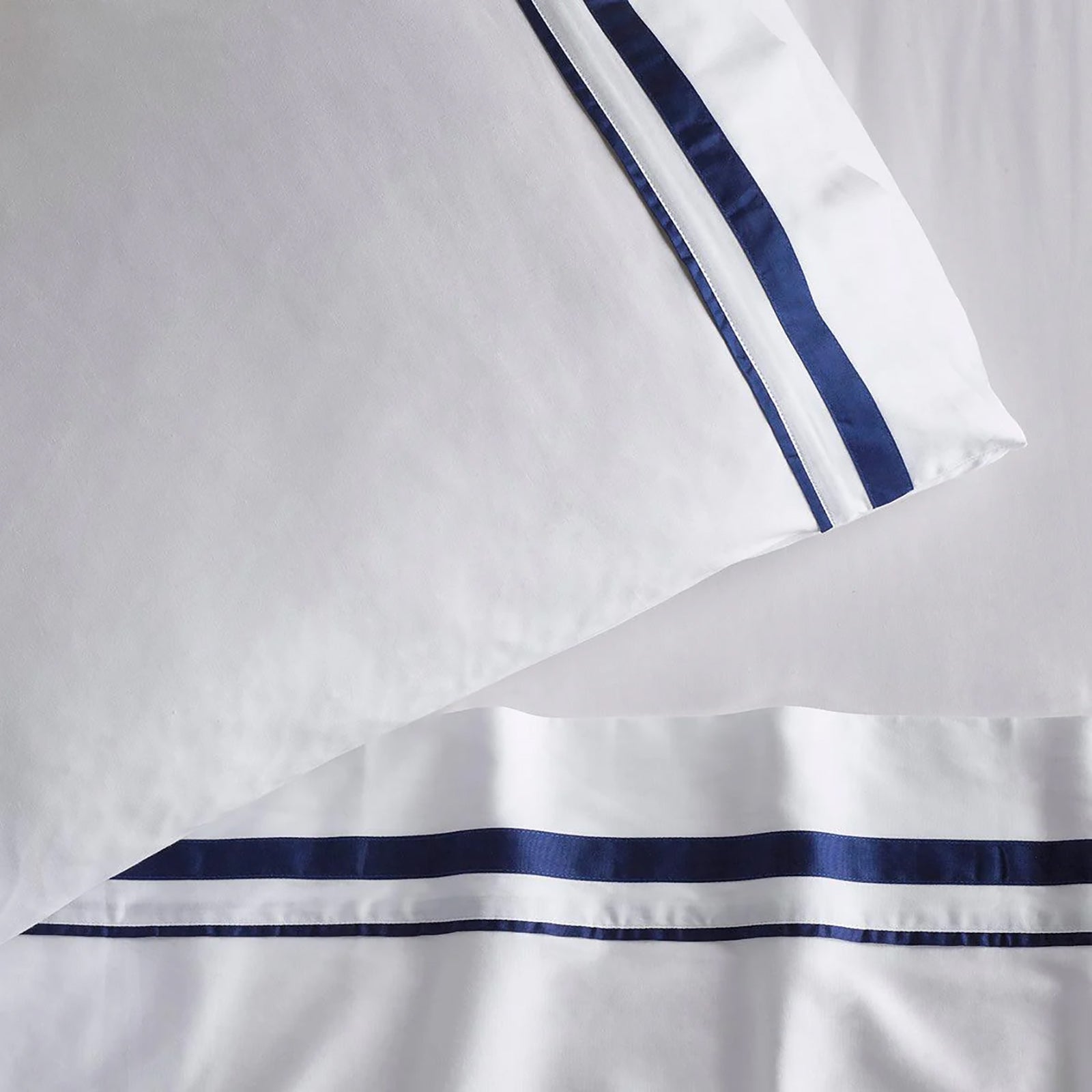 Renee Taylor Cloud 1000 TC Egyptian Cotton Sheet sets Super King White Navy