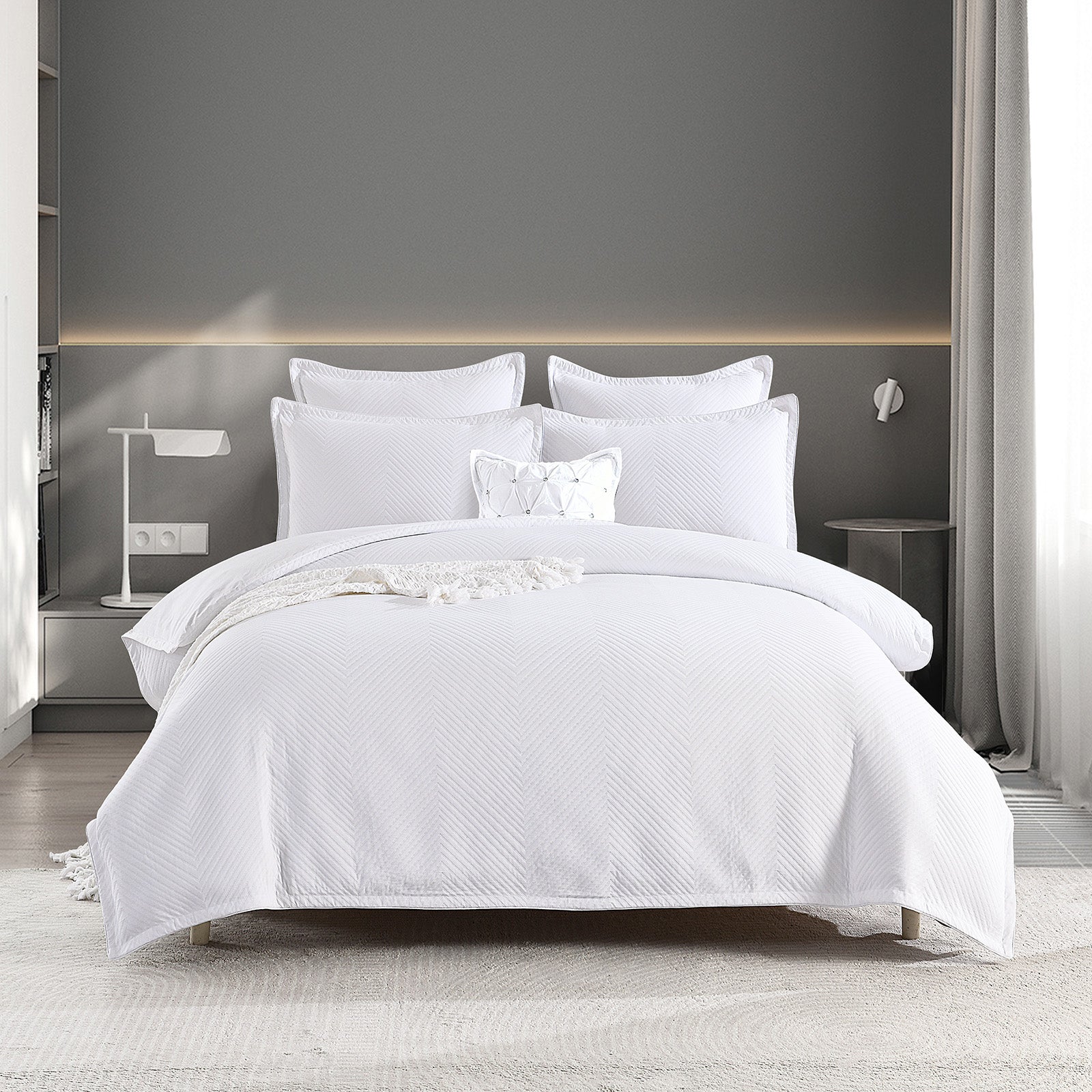 Renee Taylor Atlantis Jacquard Quilt Cover Set Queen White