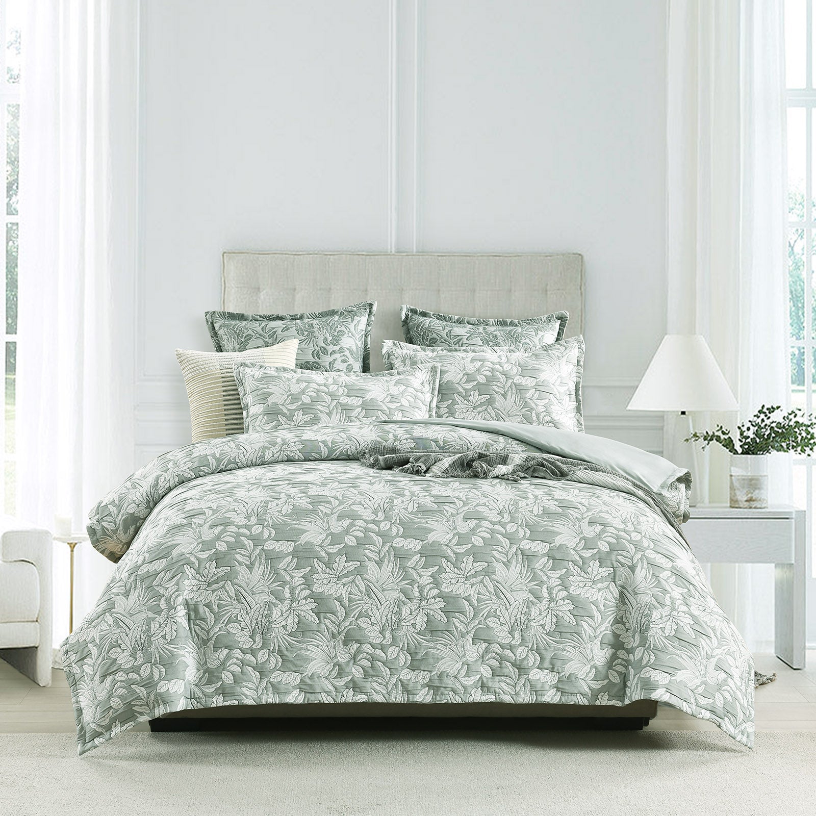 Renee Taylor Indiana Jacquard Quilt Cover Set King Fern