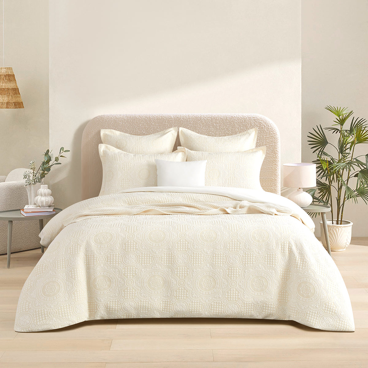 Renee Taylor Dakota Jacquard Quilt Cover Set Super King Beige