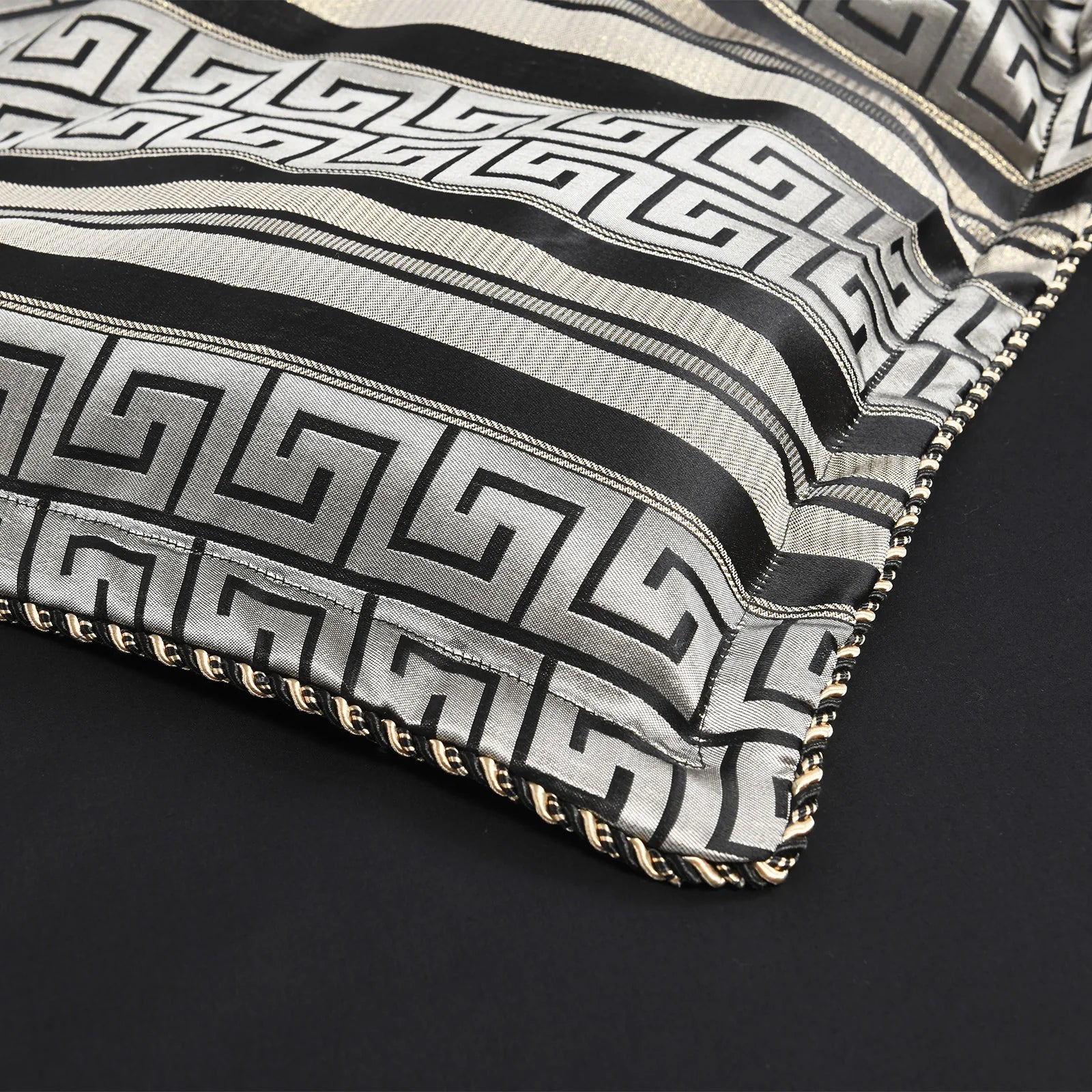 Renee Taylor Mayana Jacquard Damask Quilt Cover Set – Champagne & Silver