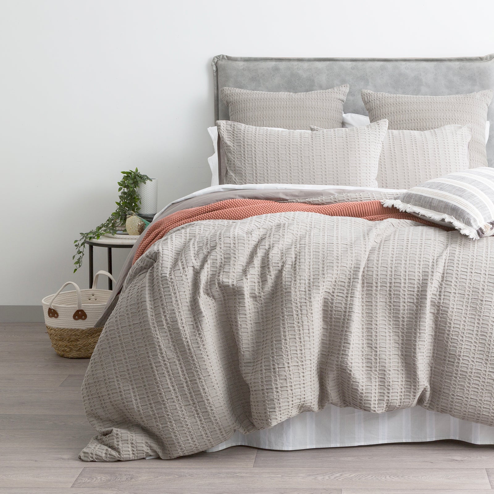 Cloud Linen Celeste Seersucker Cotton Waffle Quilt Cover Set Queen Charcoal
