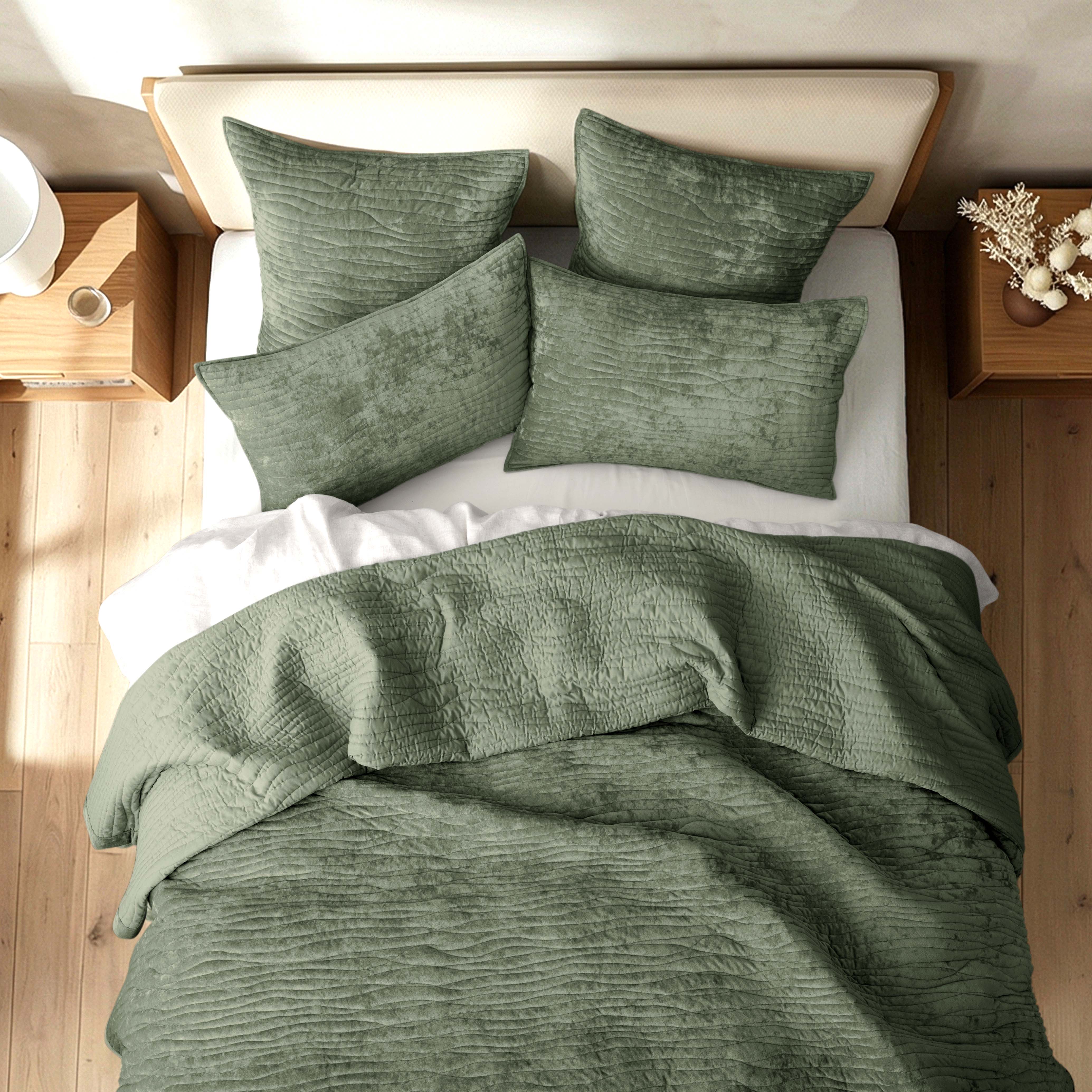 Renee Taylor Blake Velvet Coverlet Set Queen/King Military