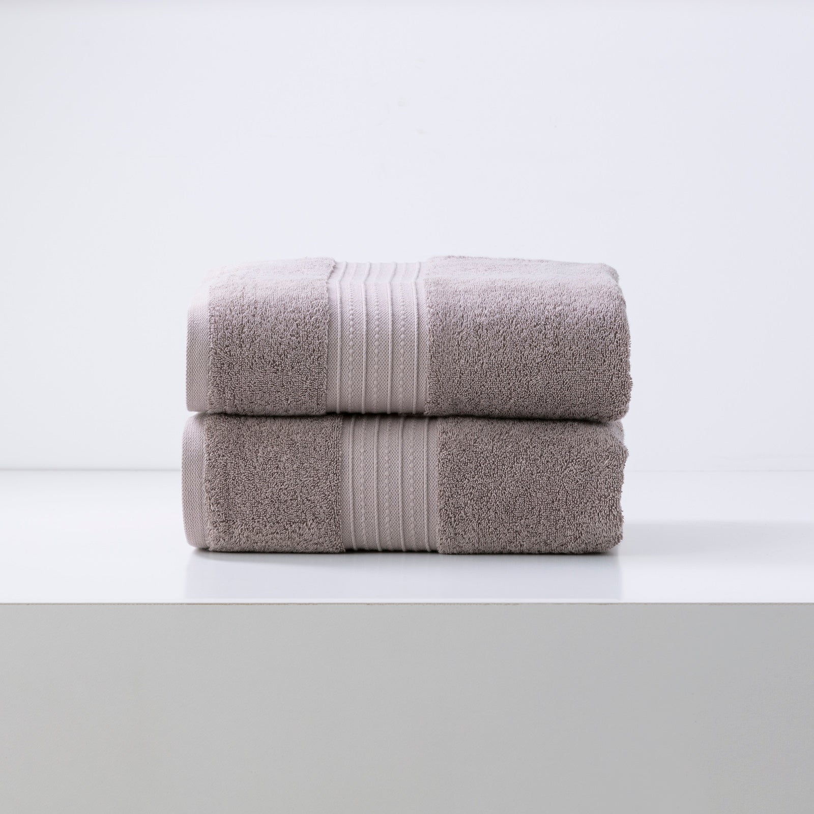 Renee Taylor Brentwood 650 GSM Low Twist 4 Piece Bath Towel Whisper