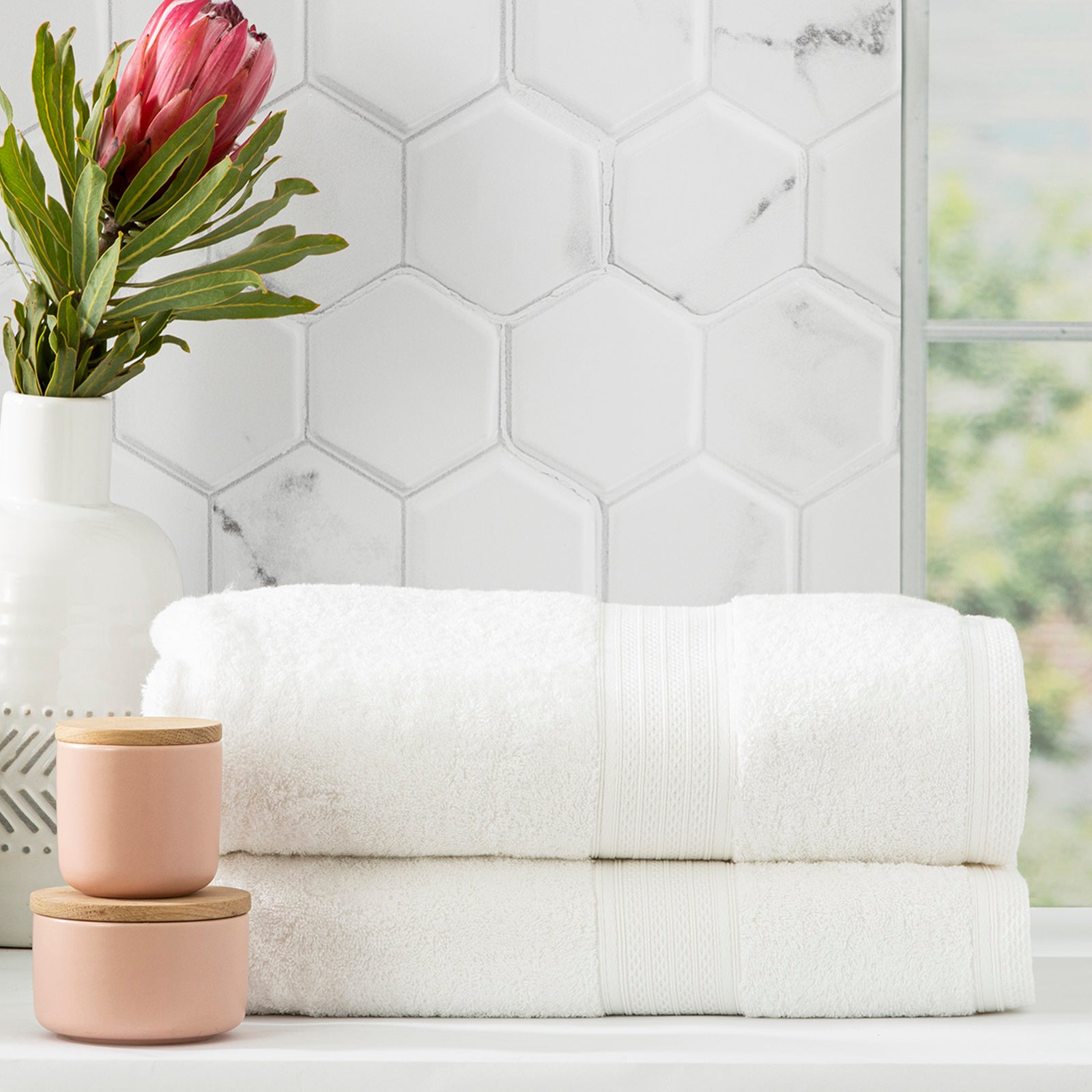 Renee Taylor Stella 650 GSM Super Soft Bamboo Cotton 4 Piece Bath Towel White