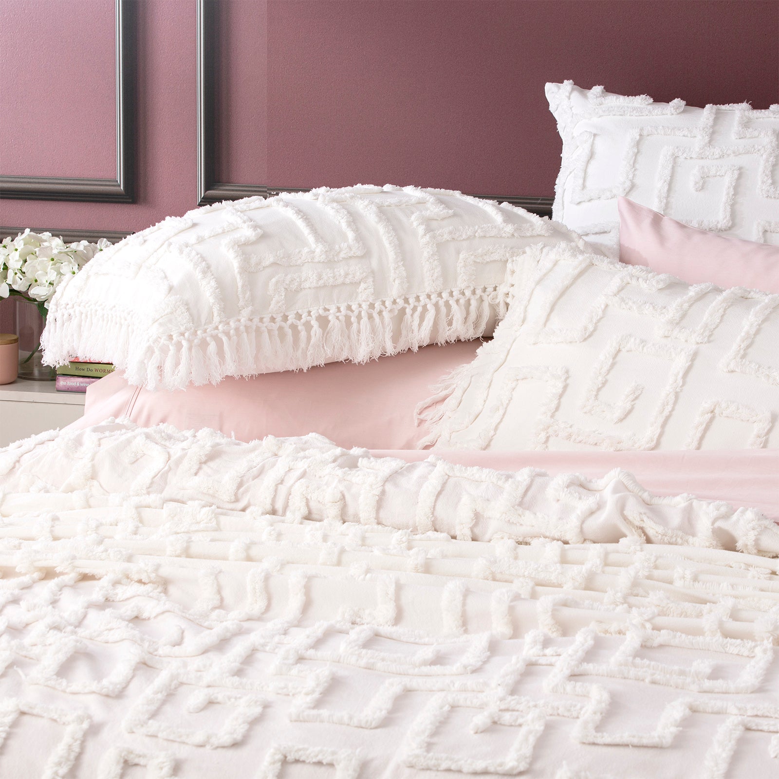 Renee Taylor Riley 100% Cotton Vintage Washed Tufted Bed Cover Set Queen/King White