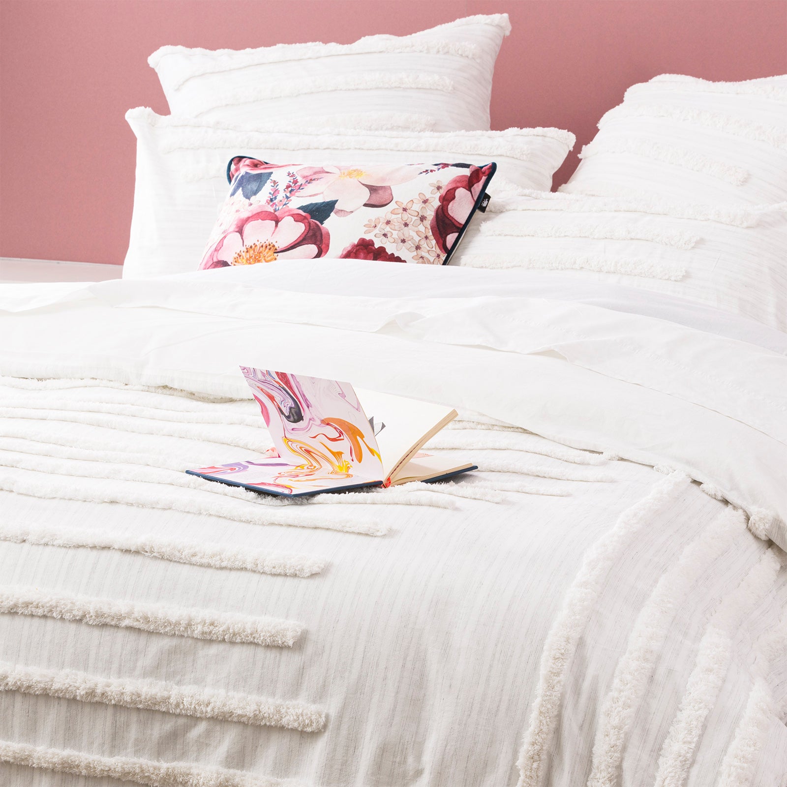 Renee Taylor Classic Cotton Vintage washed Tufted Quilt Cover set Queen White