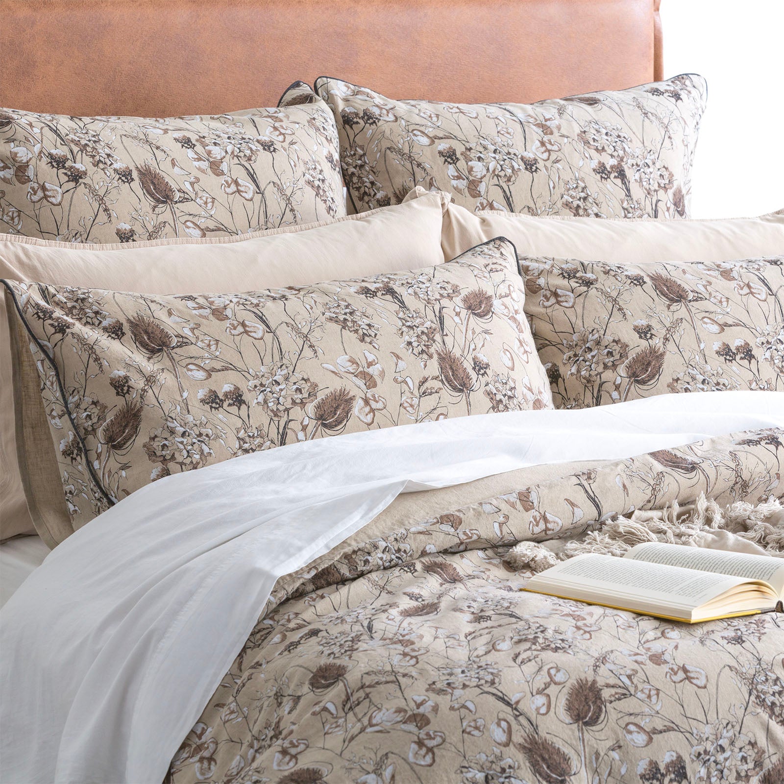 Renee Taylor Cavallo French Linen Printed Quilt cover set Queen Bushland