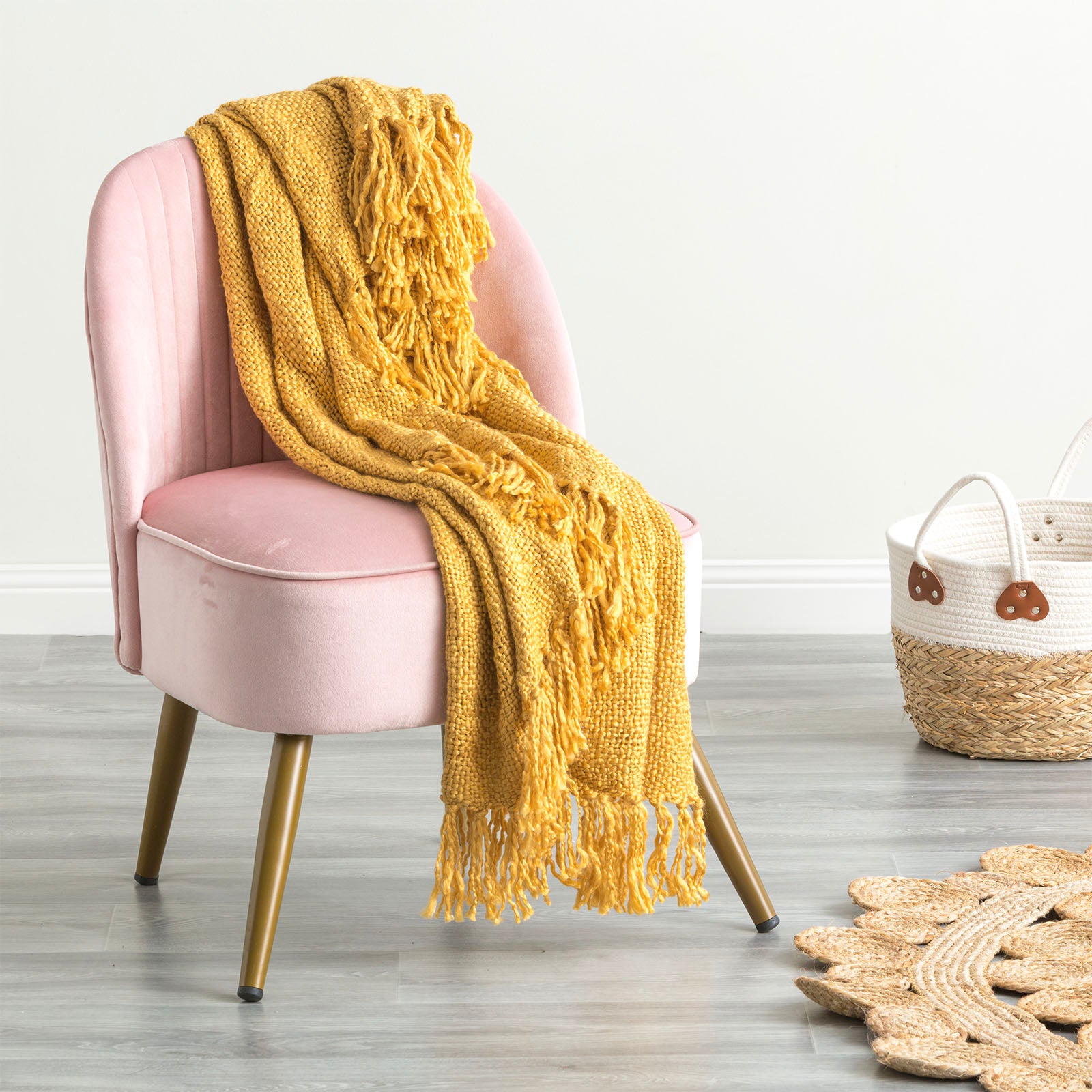 Renee Taylor Crystal 100% Acrylic Throw 130 x 170 Cms Gold