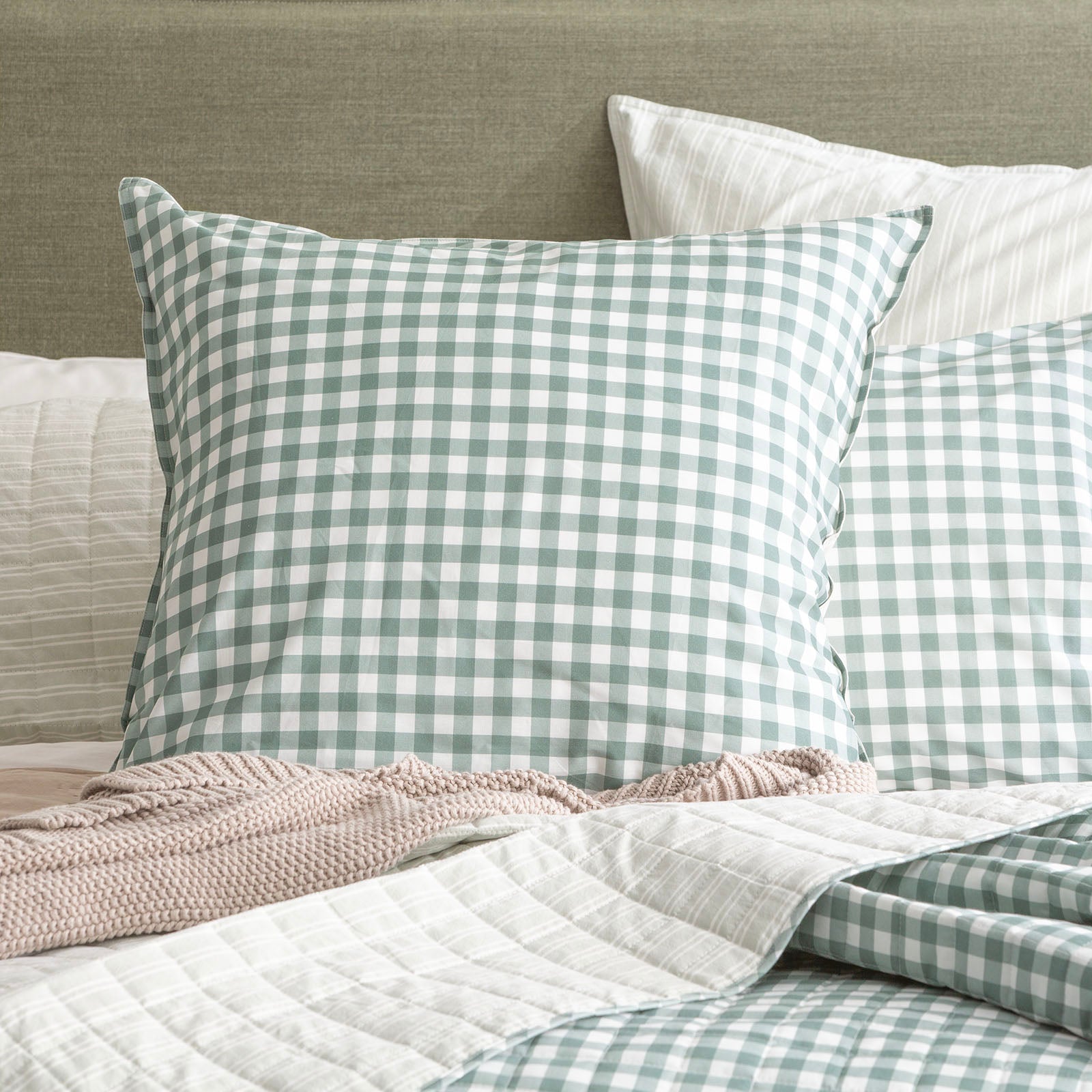 Renee Taylor Alison Yarn Dyed Cotton Reversible Quilted Coverlet Set SKB - 310 x 240+PC Forest