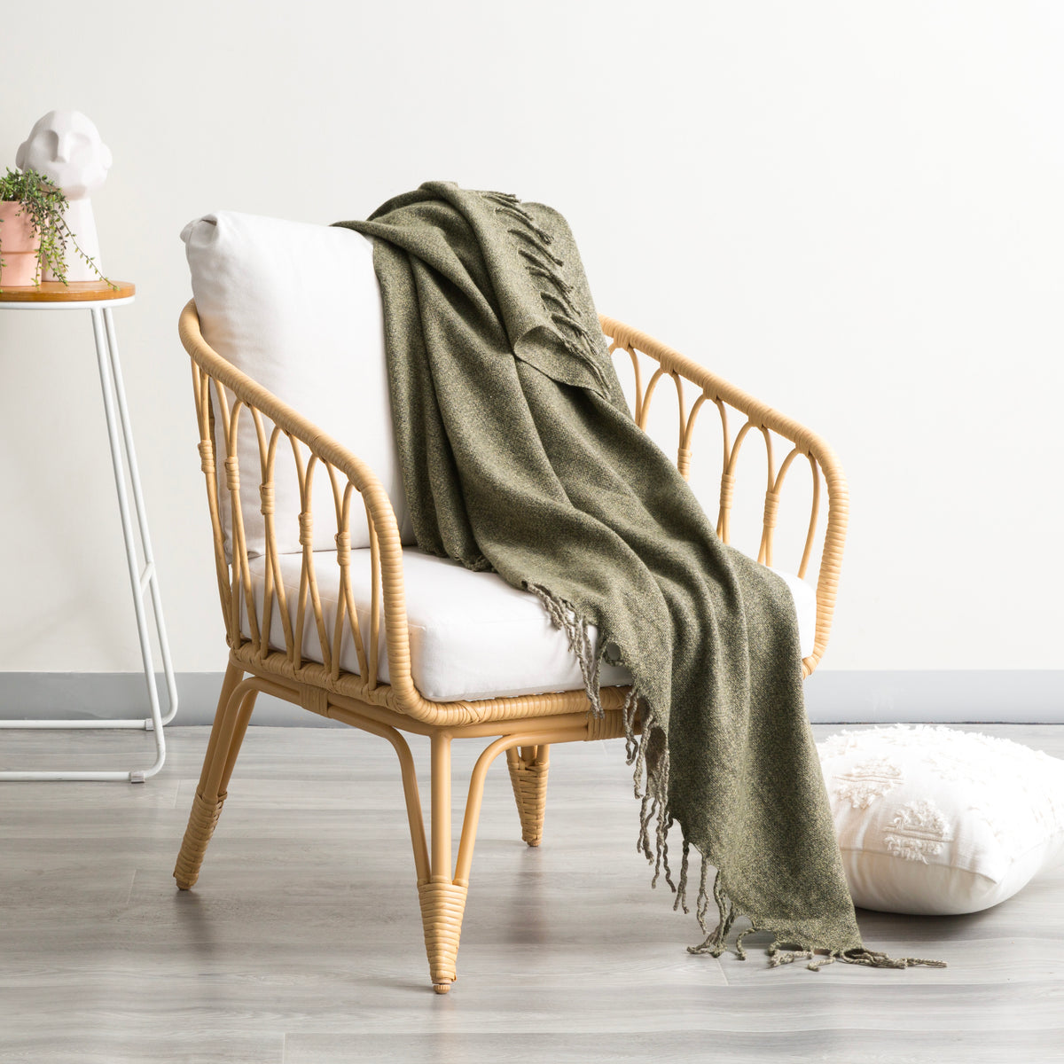 Cloud Linen Lygon Wool Acrylic Throw 127 x 152 Cms - Juniper