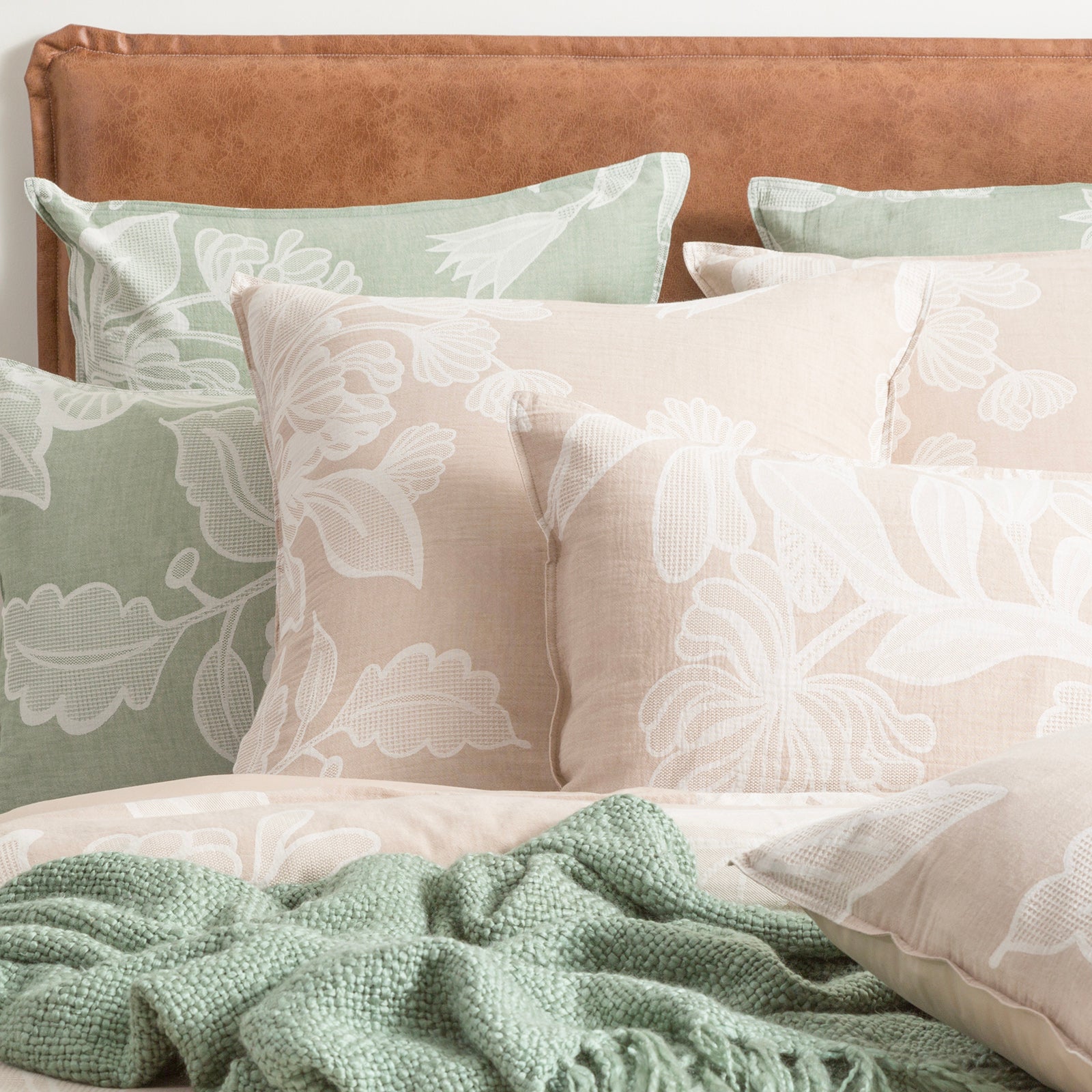 Renee Taylor Bentley Cotton Jacquard Quilt cover set Queen Nude