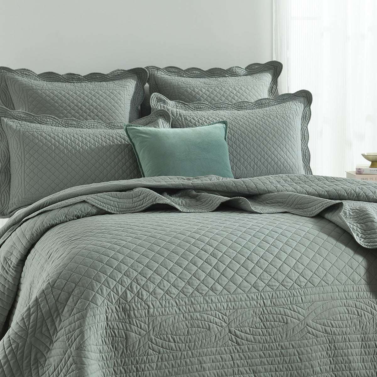 Renee Taylor Scallop Jacquard European Pillowcase