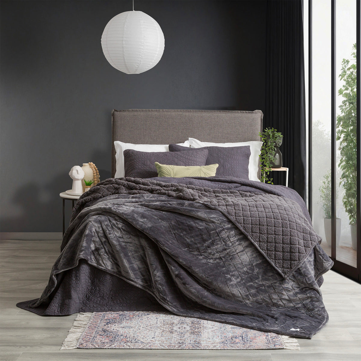 Renee Taylor Heston 480 GSM Ultra Soft Velvet Sherpa Blanket - Super King - Graphite