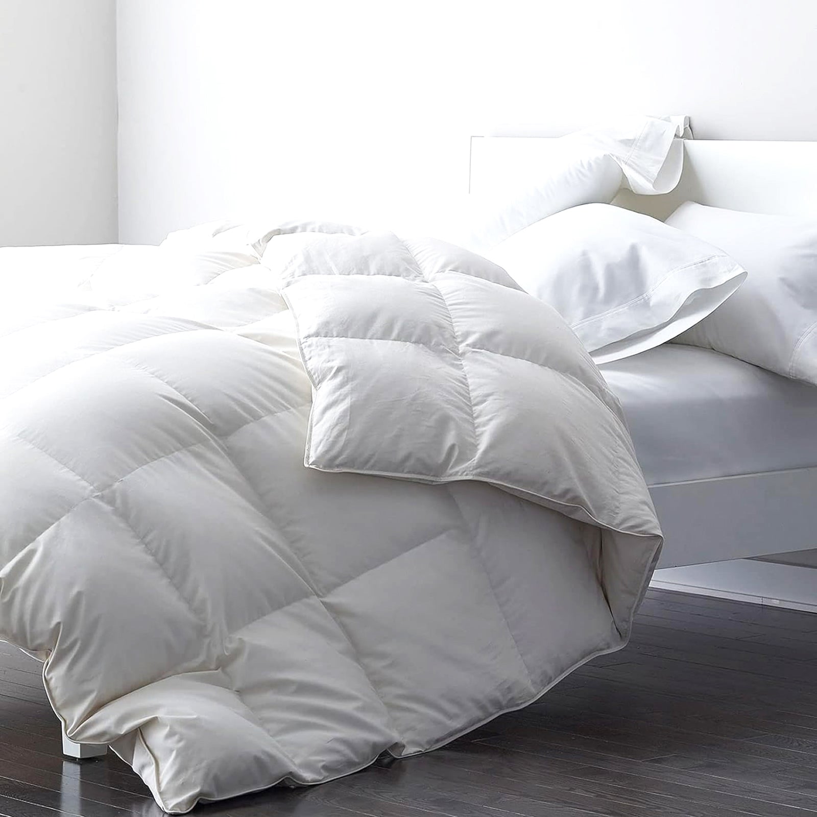 Renee Taylor Classic 50% White Duck Feather and Down Quilt Super King
