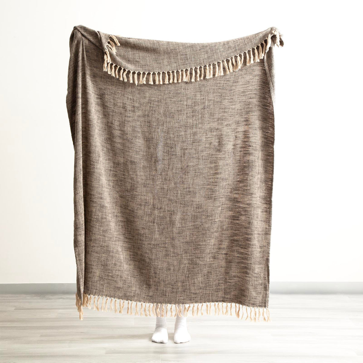 Renee Taylor Surrey Chevron Yarn-Dyed Throw 130 x 170 cm