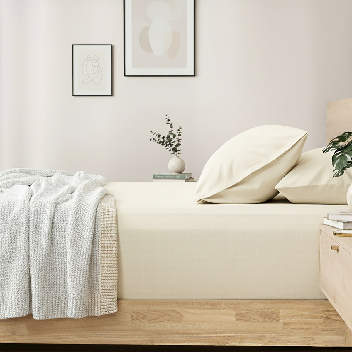 Renee Taylor 400 Thread Count Egyptian Cotton Fitted and Pillow Case Set Super King Vanilla