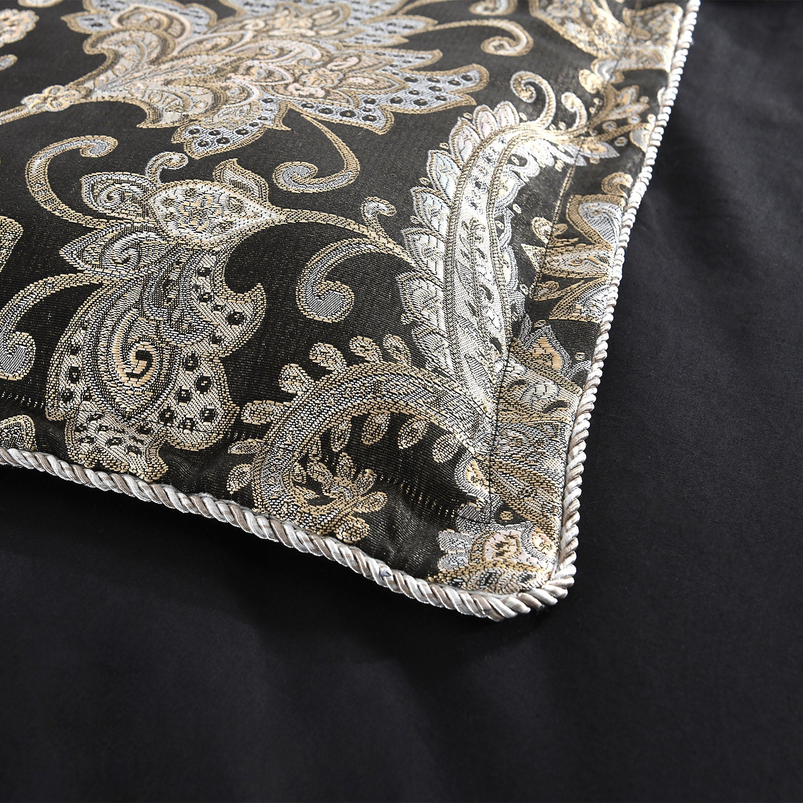 Renee Taylor Regalia Arabella Jacquard Quilt Cover Set — Arabella