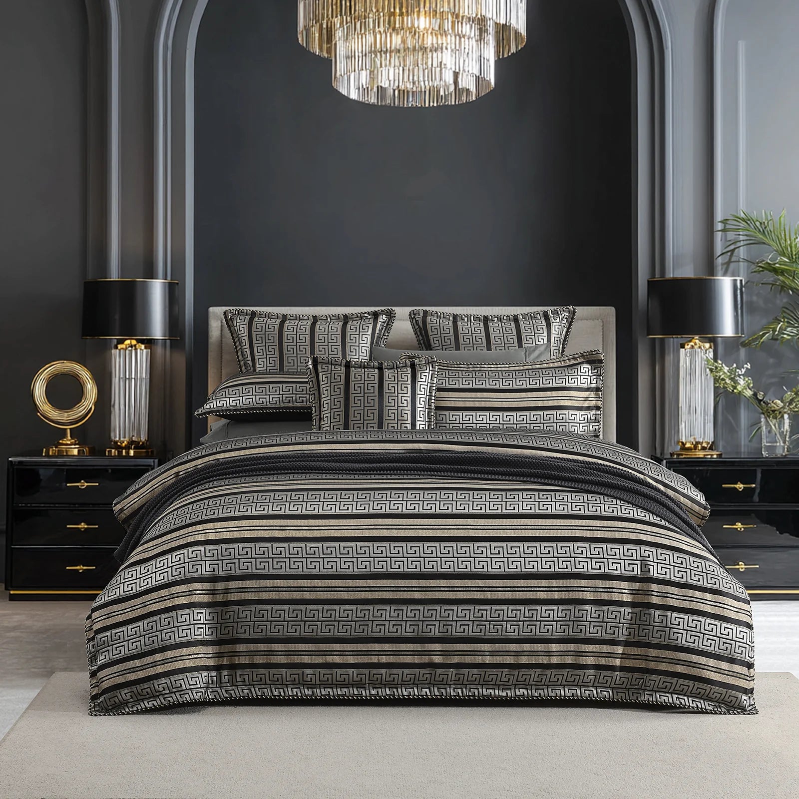 Renee Taylor Mayana Jacquard Damask Quilt Cover Set – Champagne & Silver