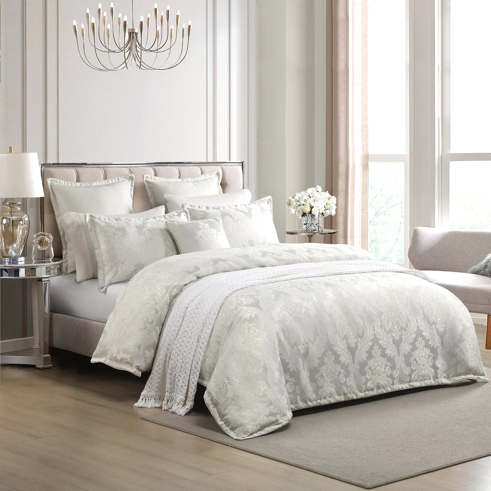 Renee Taylor Regalia Quilt Cover Set – Amalia Jacquard