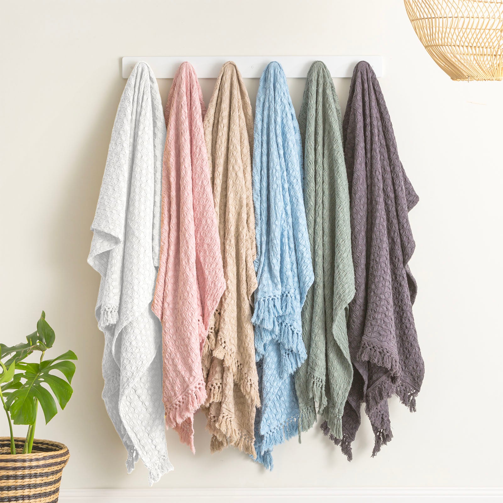 Renee Taylor Alysian washed cotton textured Throw 130 x 200 Cms WHITE